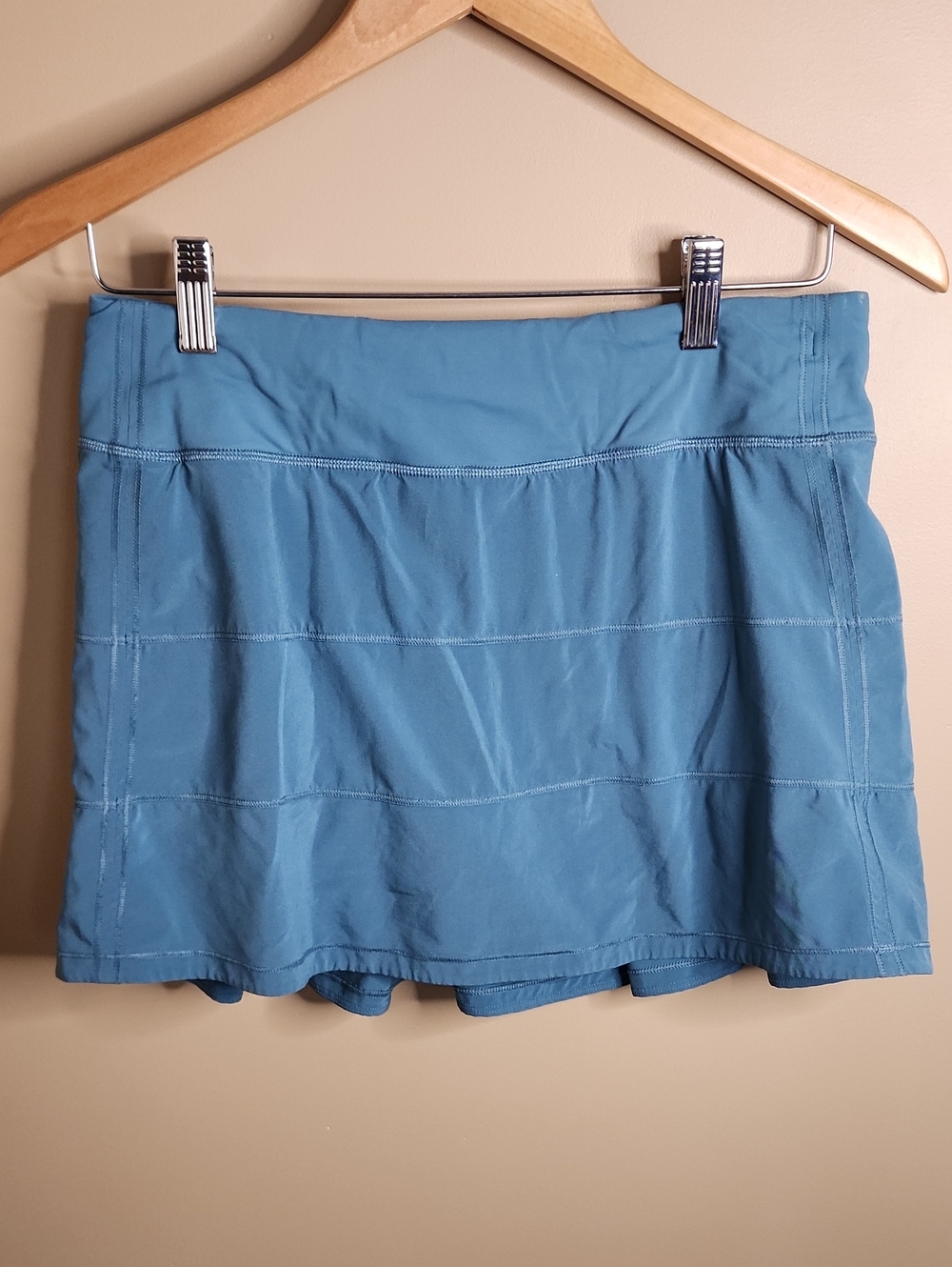 Lululemon Pace Rival Skirt (Tall) *4-way Stretch 15" in Persian Blue. Sz. 6.